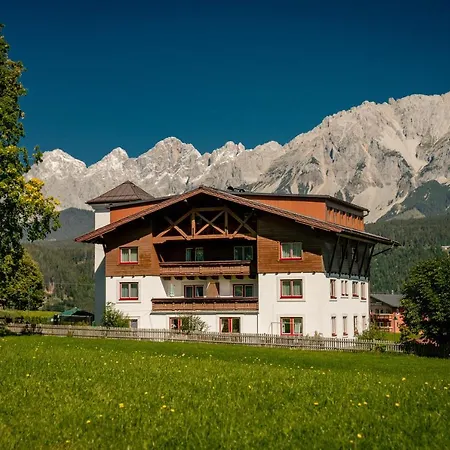 Апарт-готель Dachsteinblick