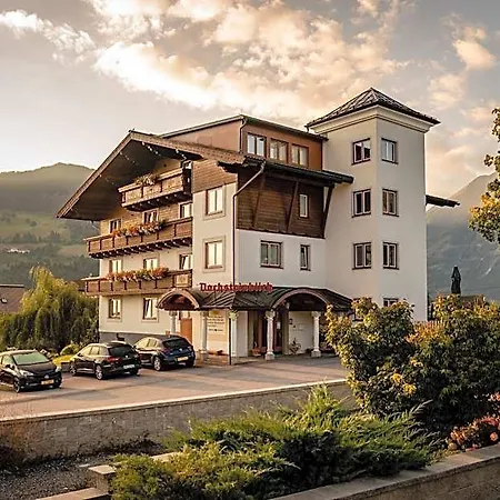 Dachsteinblick Apartahotel 4*